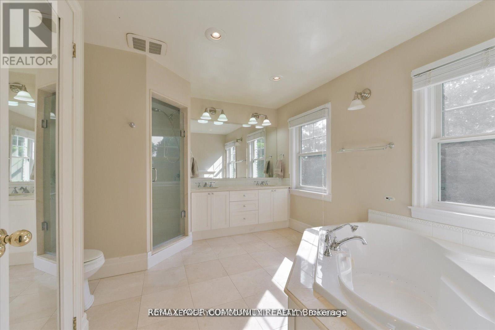 7 SKYVIEW LANE - 22
