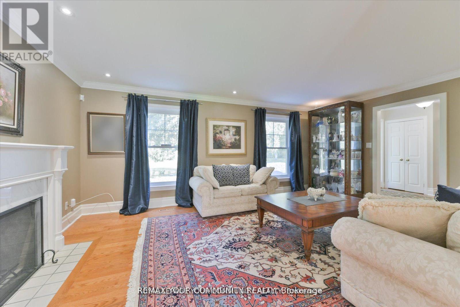 7 SKYVIEW LANE - 9