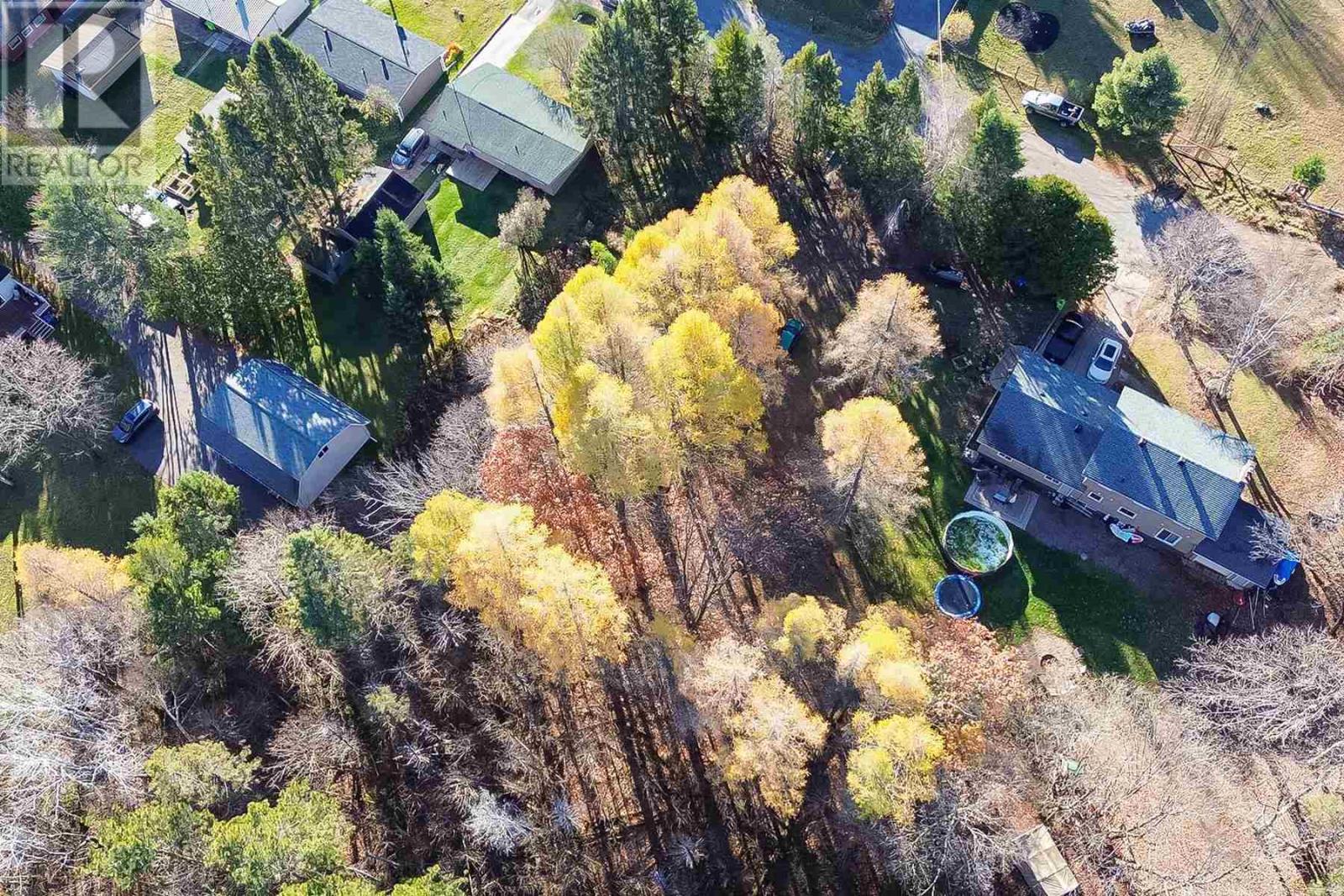 24 Aronson DR, Sault Ste. Marie, Ontario, P6A0B6 — Photo 5