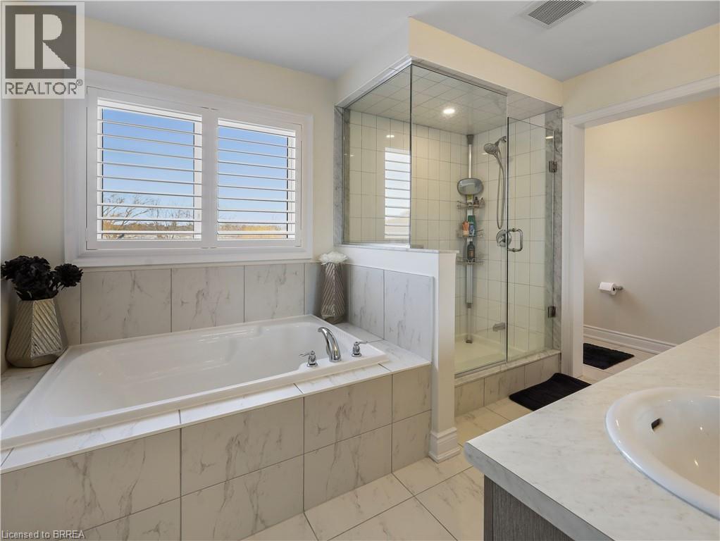 93 MONTEITH Drive, Brantford, Ontario, N3T0V8 — Photo 11