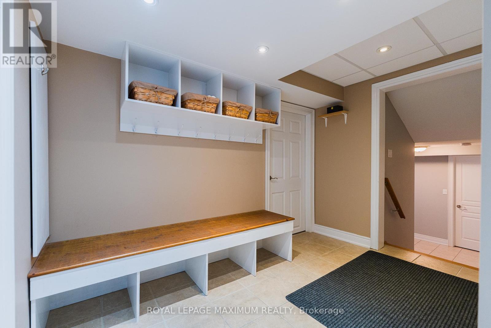 89 SILVERVALLEY DRIVE - 26