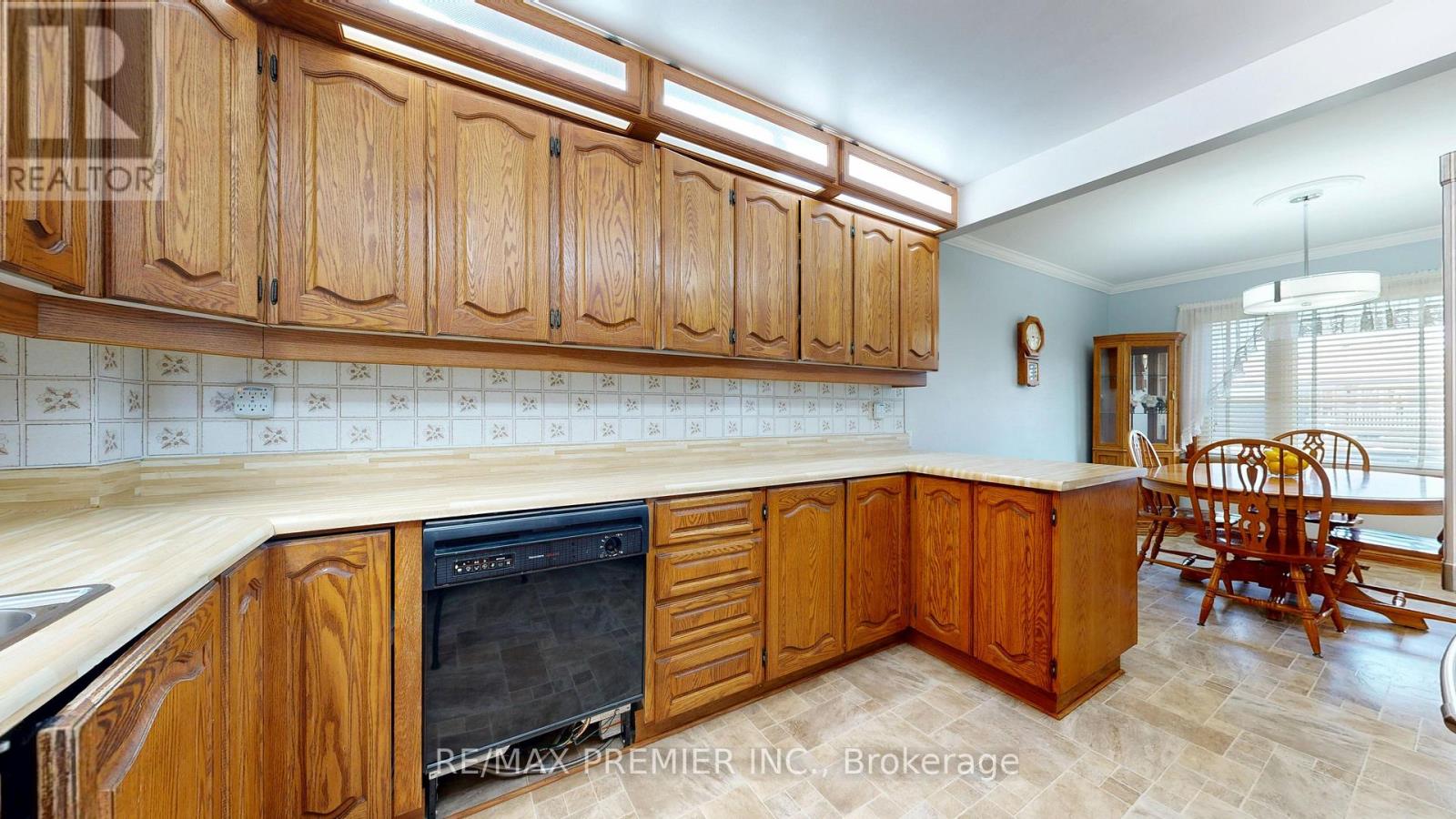 14 BECKETT AVENUE - 23