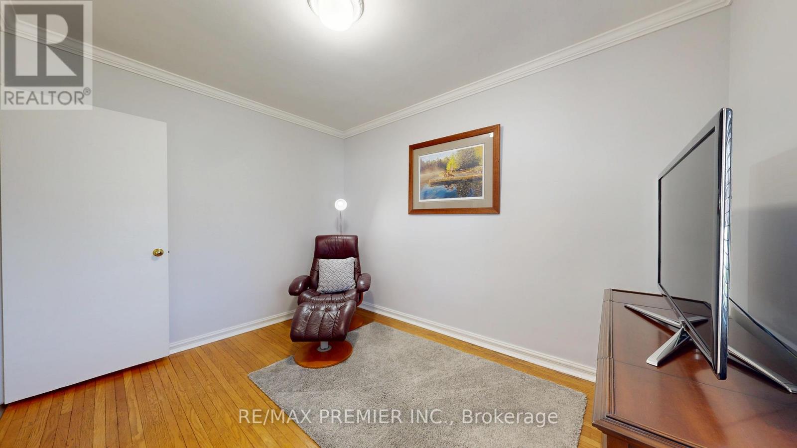 14 BECKETT AVENUE - 30