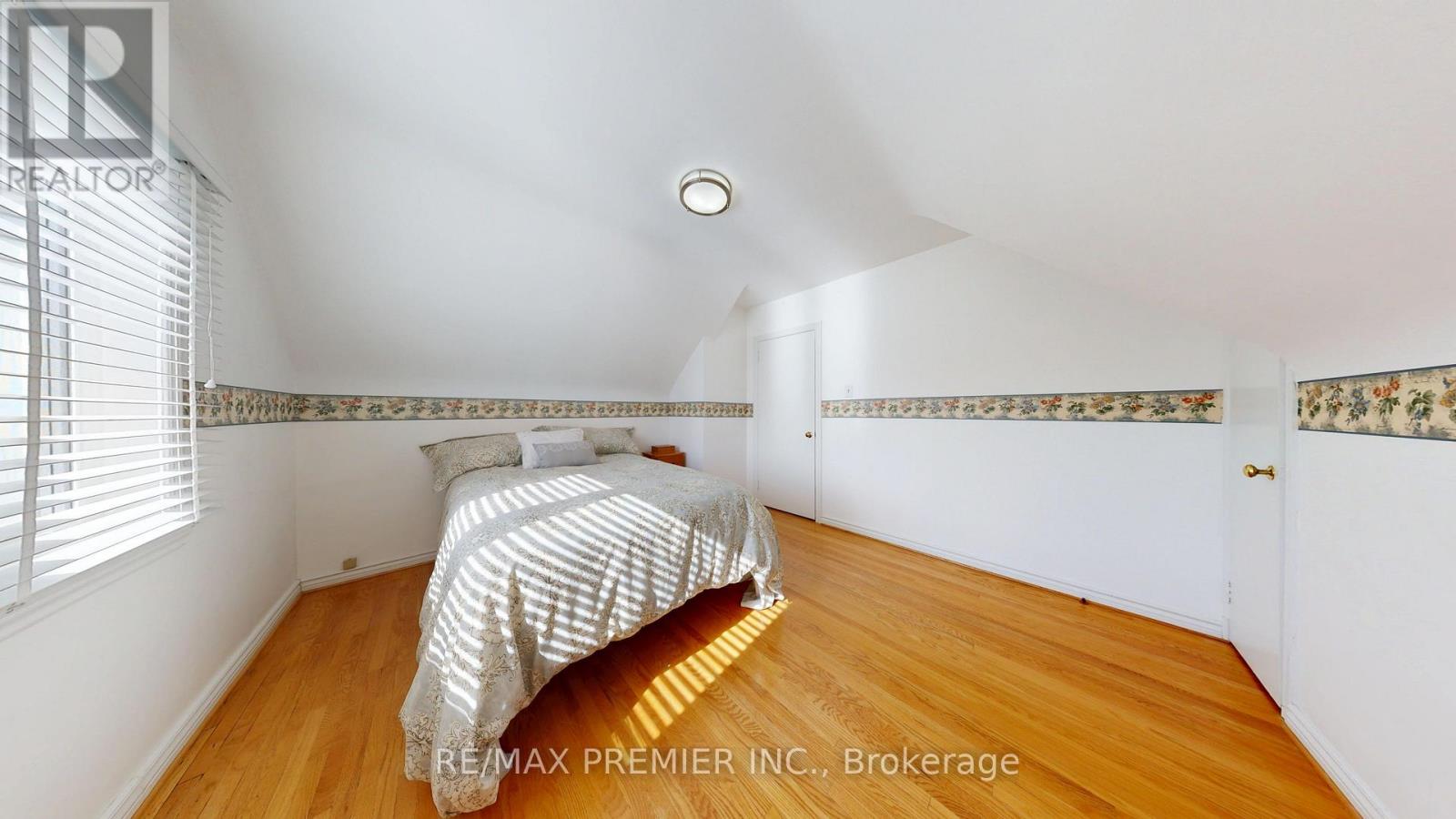 14 BECKETT AVENUE - 35
