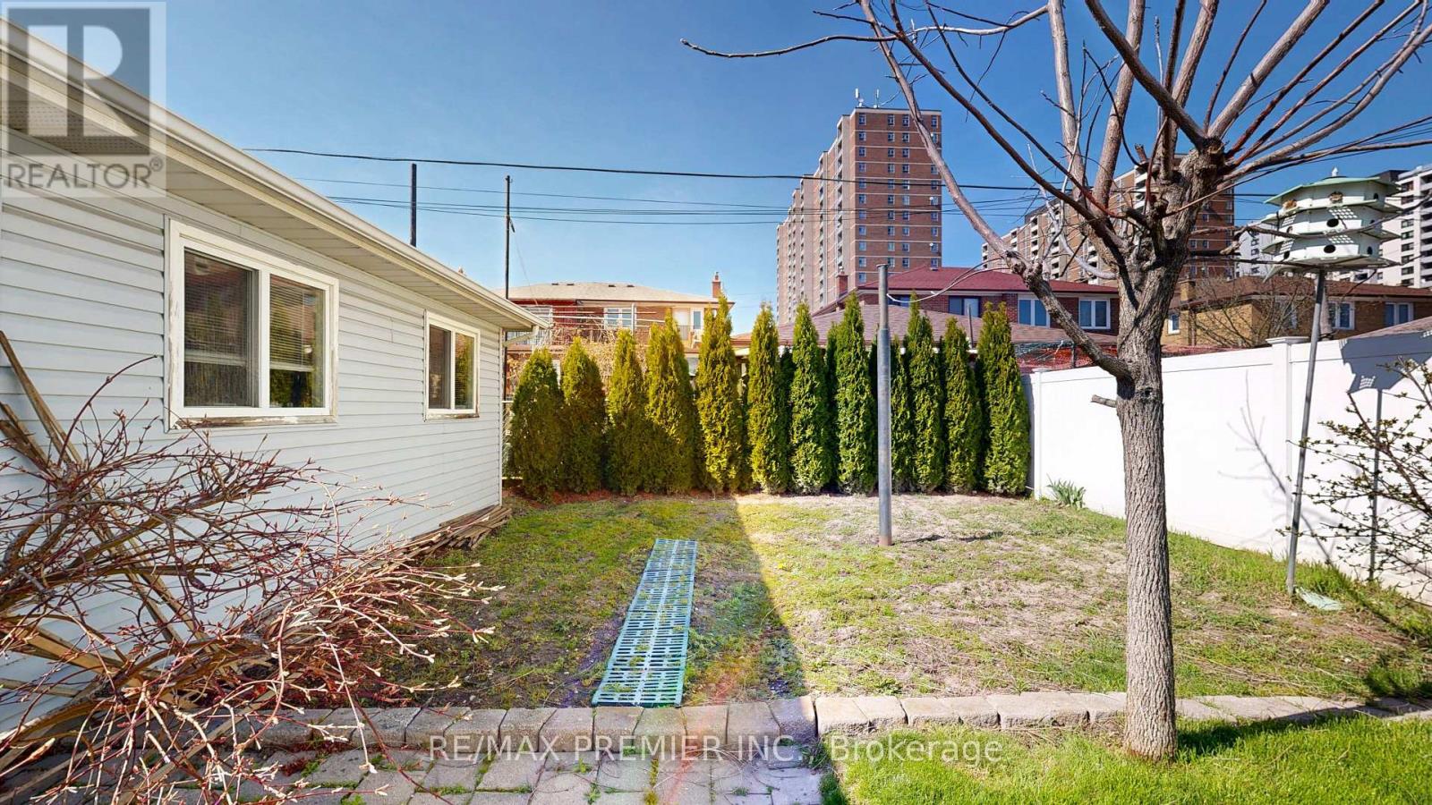 14 BECKETT AVENUE - 47