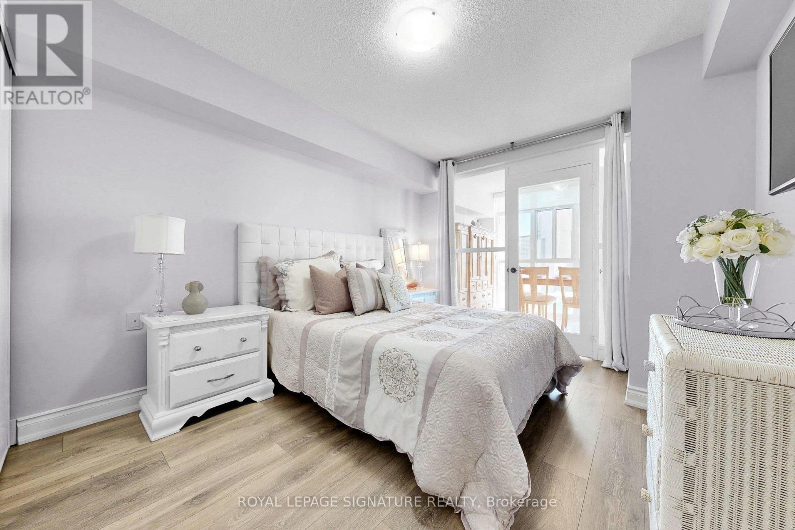 #1609 3 MARINE PARADE DRIVE - 16