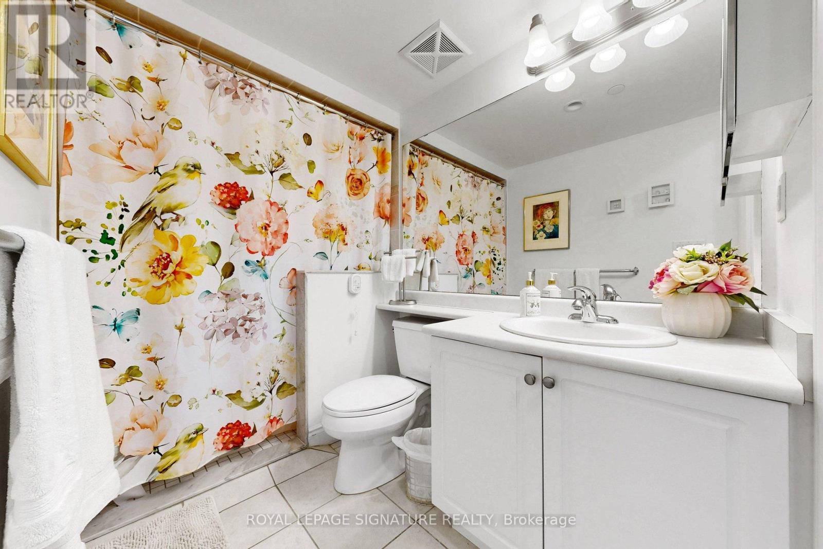 #1609 3 MARINE PARADE DRIVE - 20