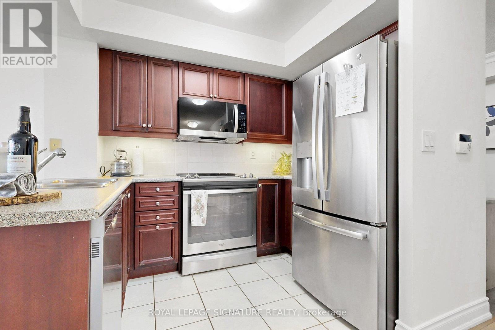 #1609 3 MARINE PARADE DRIVE - 4