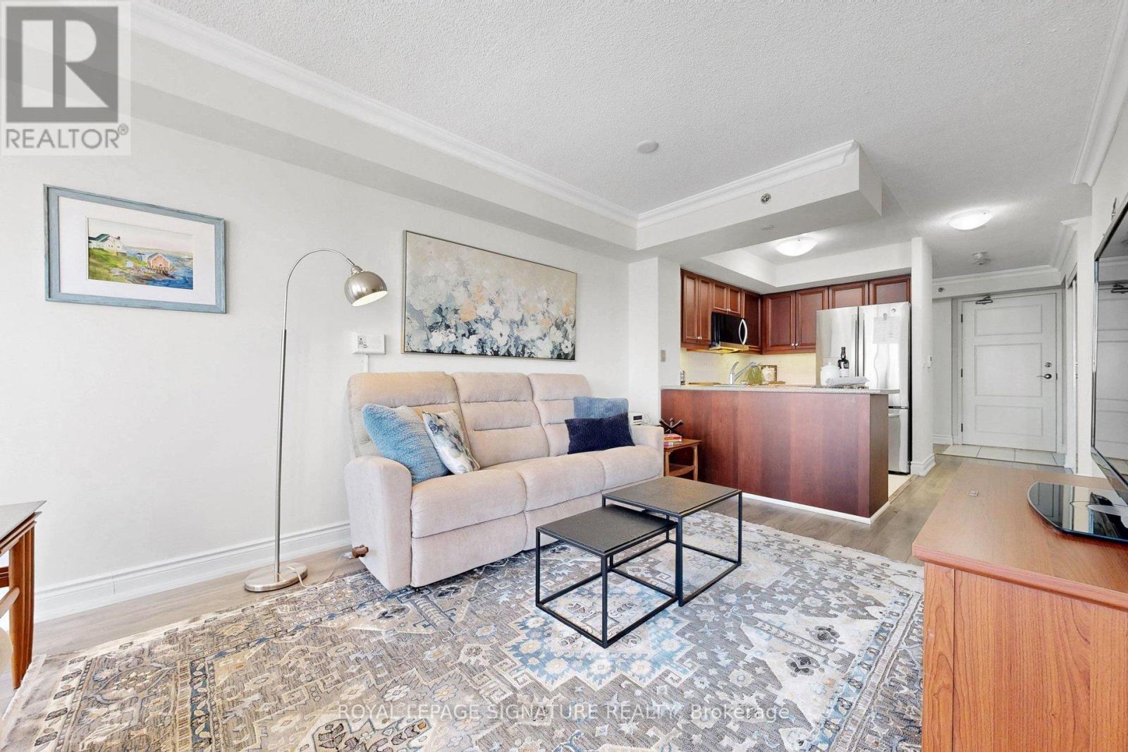 #1609 3 MARINE PARADE DRIVE - 8