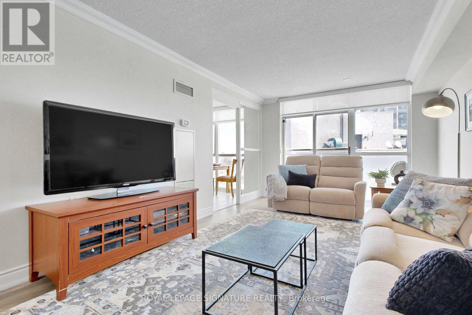 #1609 3 MARINE PARADE DRIVE - 9