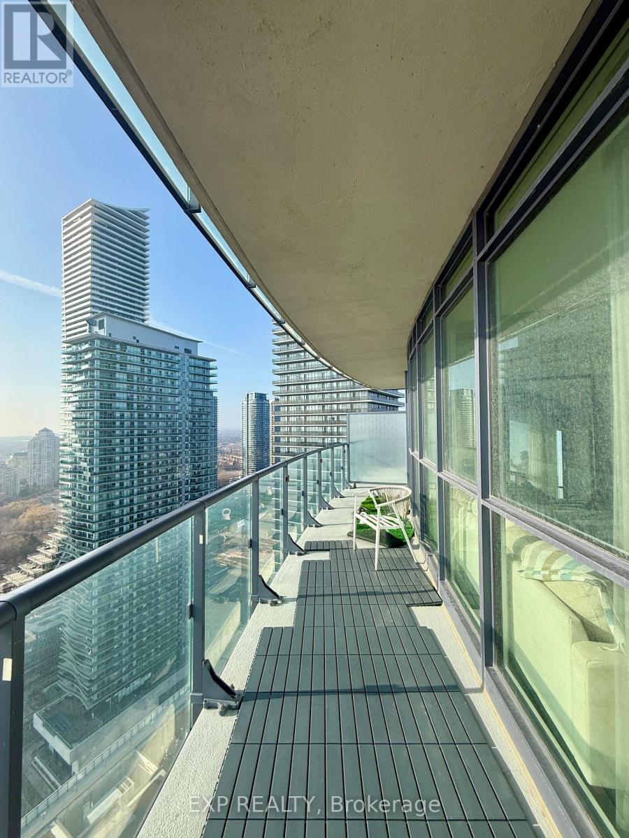 #3404 59 ANNIE CRAIG DRIVE - 18