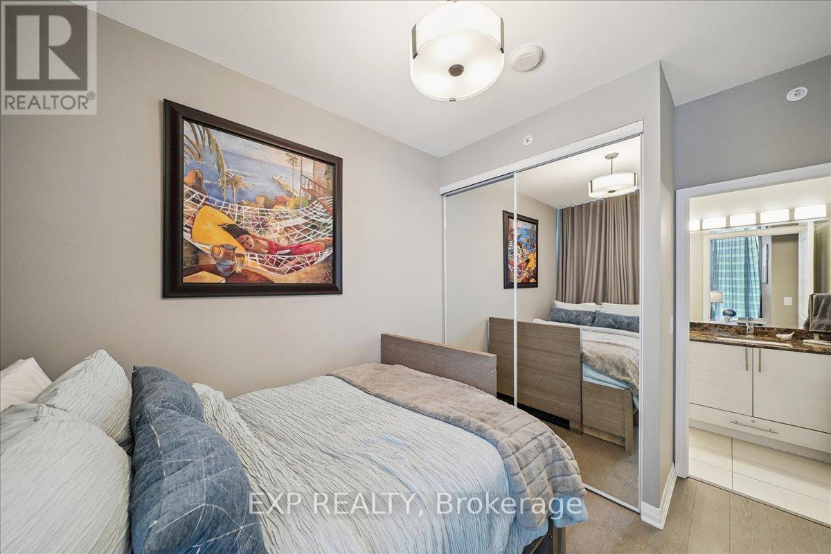 #3404 59 ANNIE CRAIG DRIVE - 27