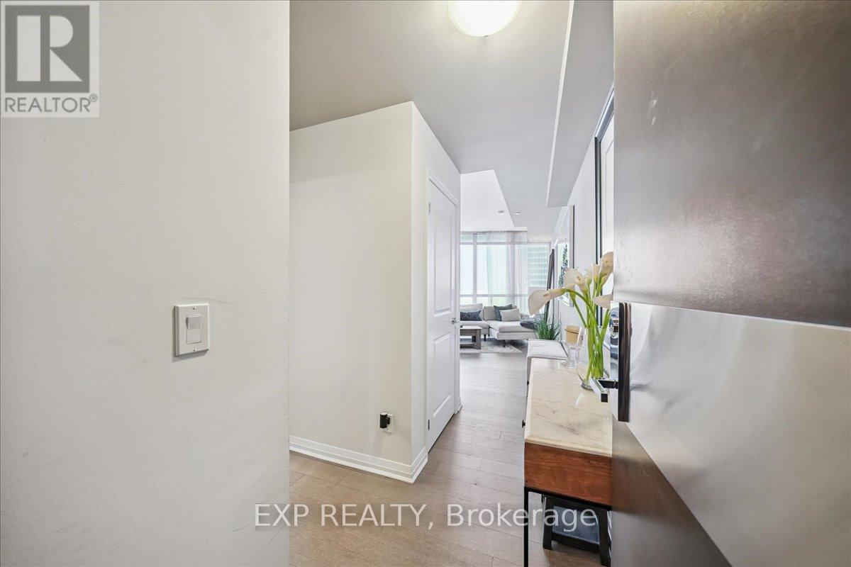 #3404 59 ANNIE CRAIG DRIVE - 4