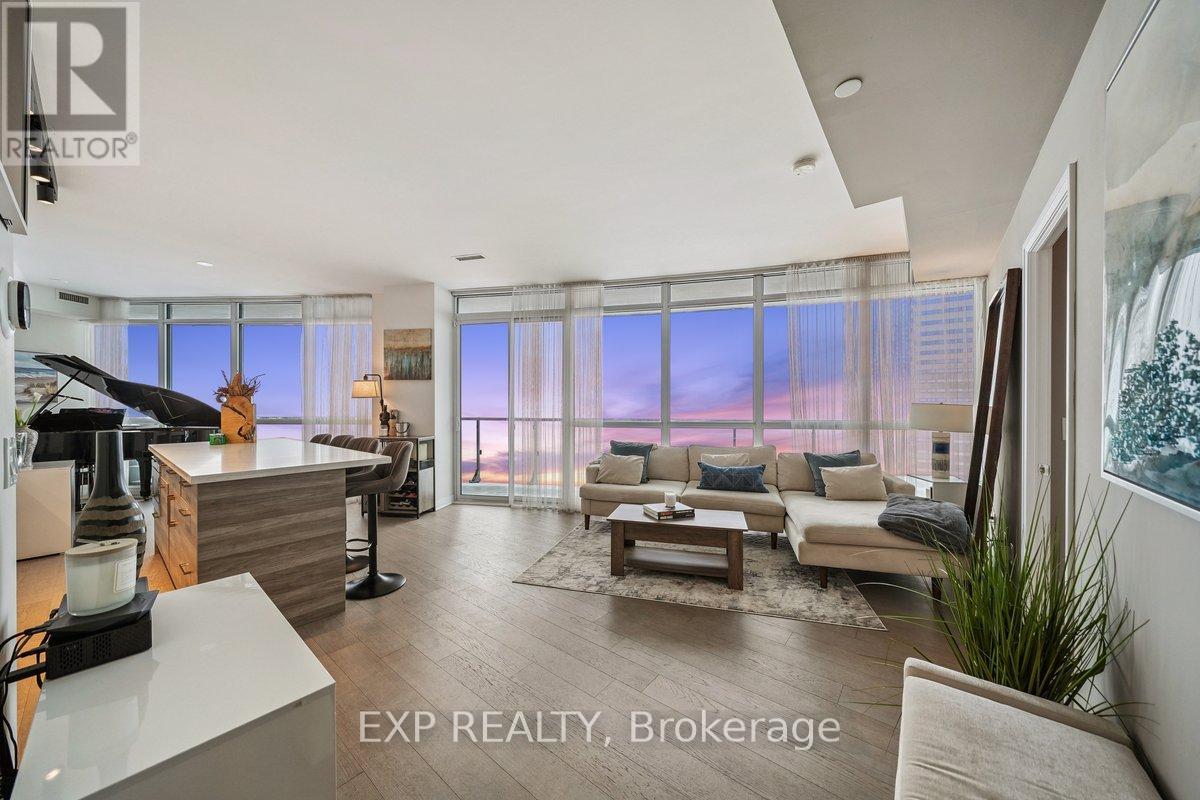 #3404 59 ANNIE CRAIG DRIVE - 5