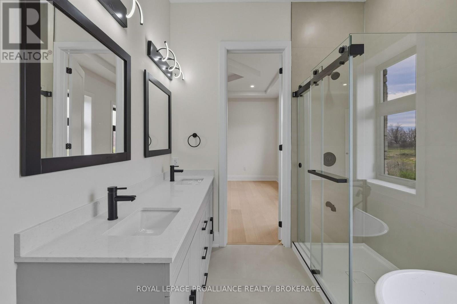 134 HINEMAN STREET — photo 26
