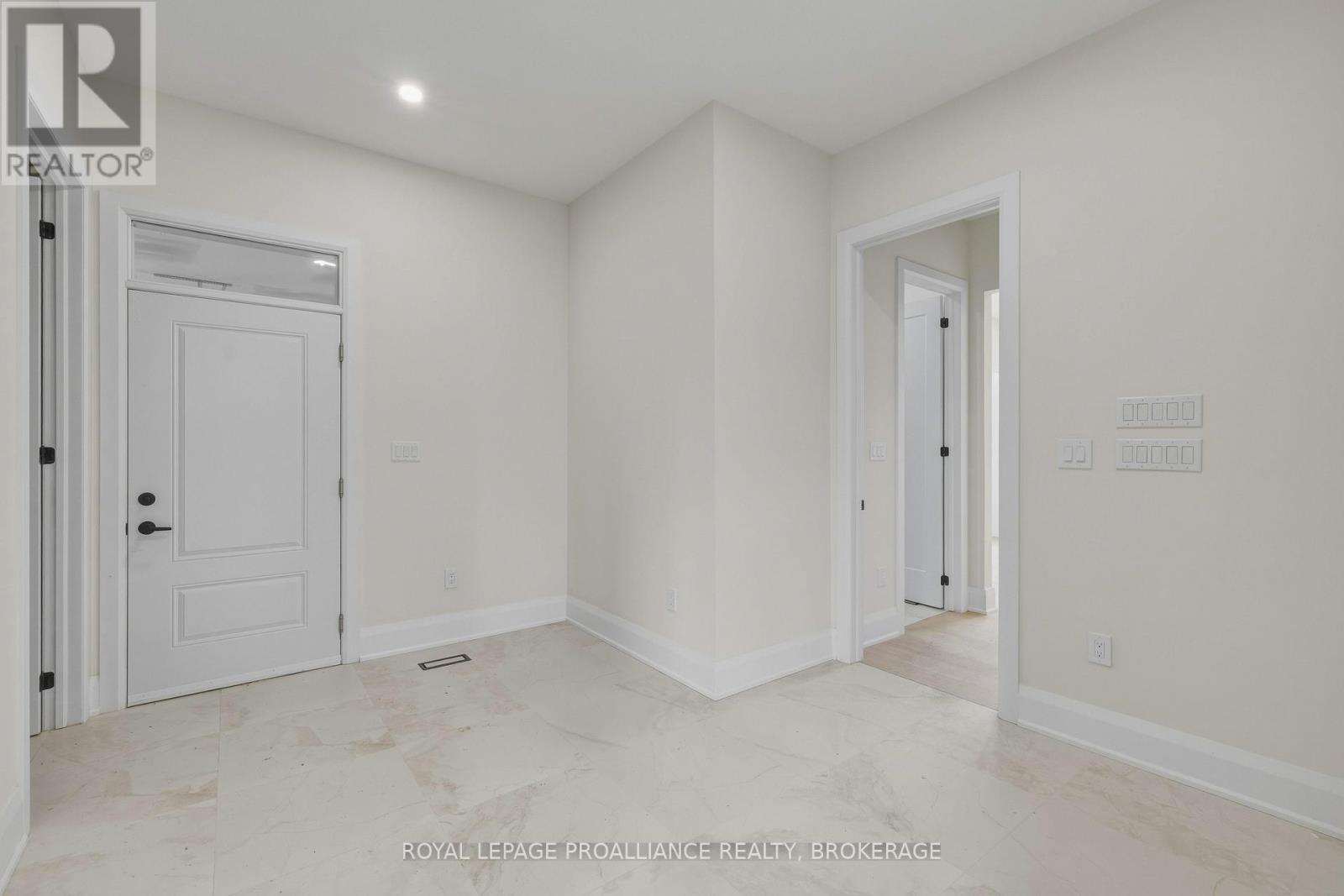 134 HINEMAN STREET — photo 28
