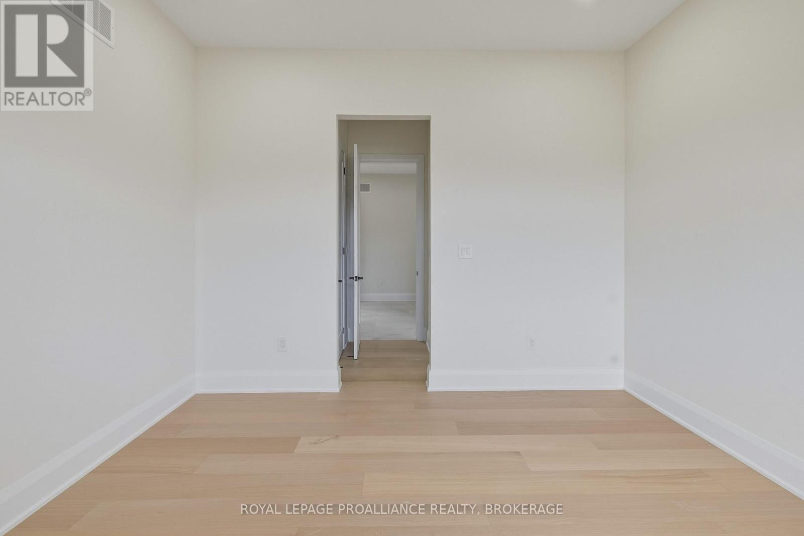 134 HINEMAN STREET — photo 30