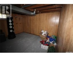 780 1st Street E, Shaunavon, SK S0N2M0 Photo 11
