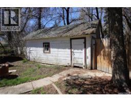 780 1st Street E, Shaunavon, SK S0N2M0 Photo 19