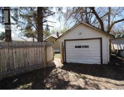 780 1st Street E, Shaunavon, SK S0N2M0 Photo 20