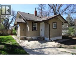 780 1st Street E, Shaunavon, SK S0N2M0 Photo 22