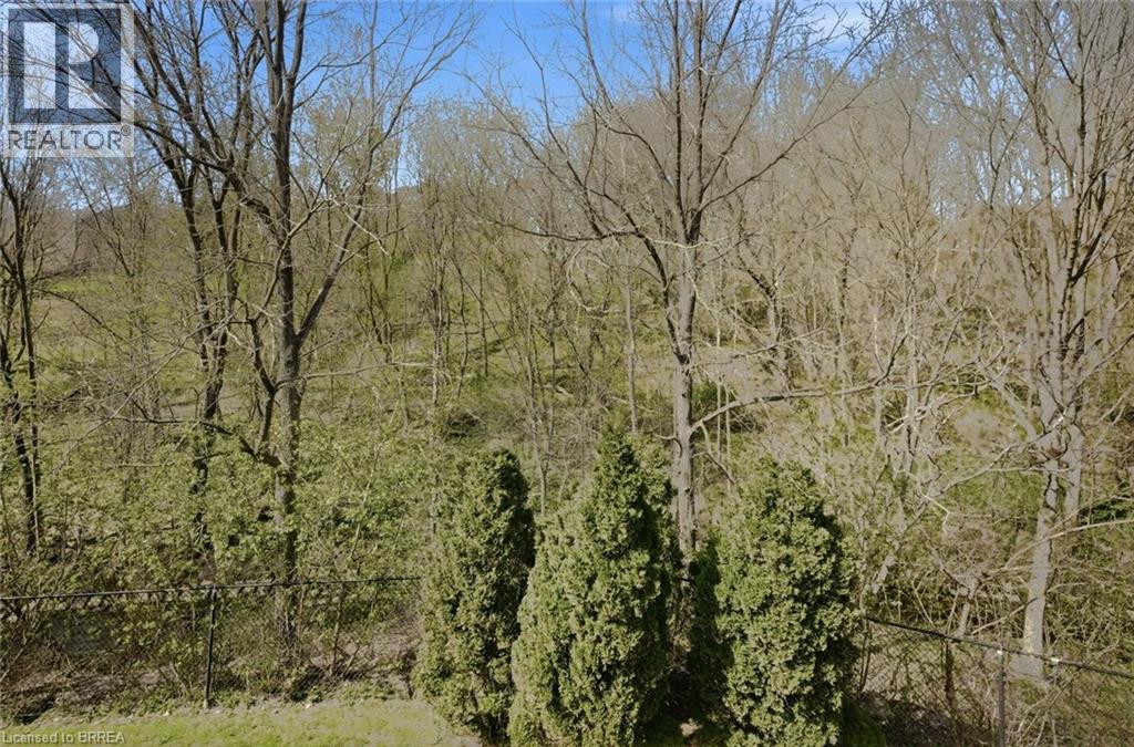 24 HARDY Road Unit# 13, Brantford, Ontario, N3T5K6 — Photo 33