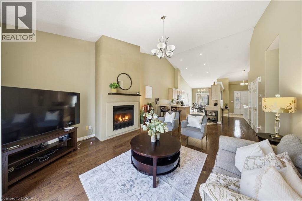 24 HARDY Road Unit# 13, Brantford, Ontario, N3T5K6 — Photo 6