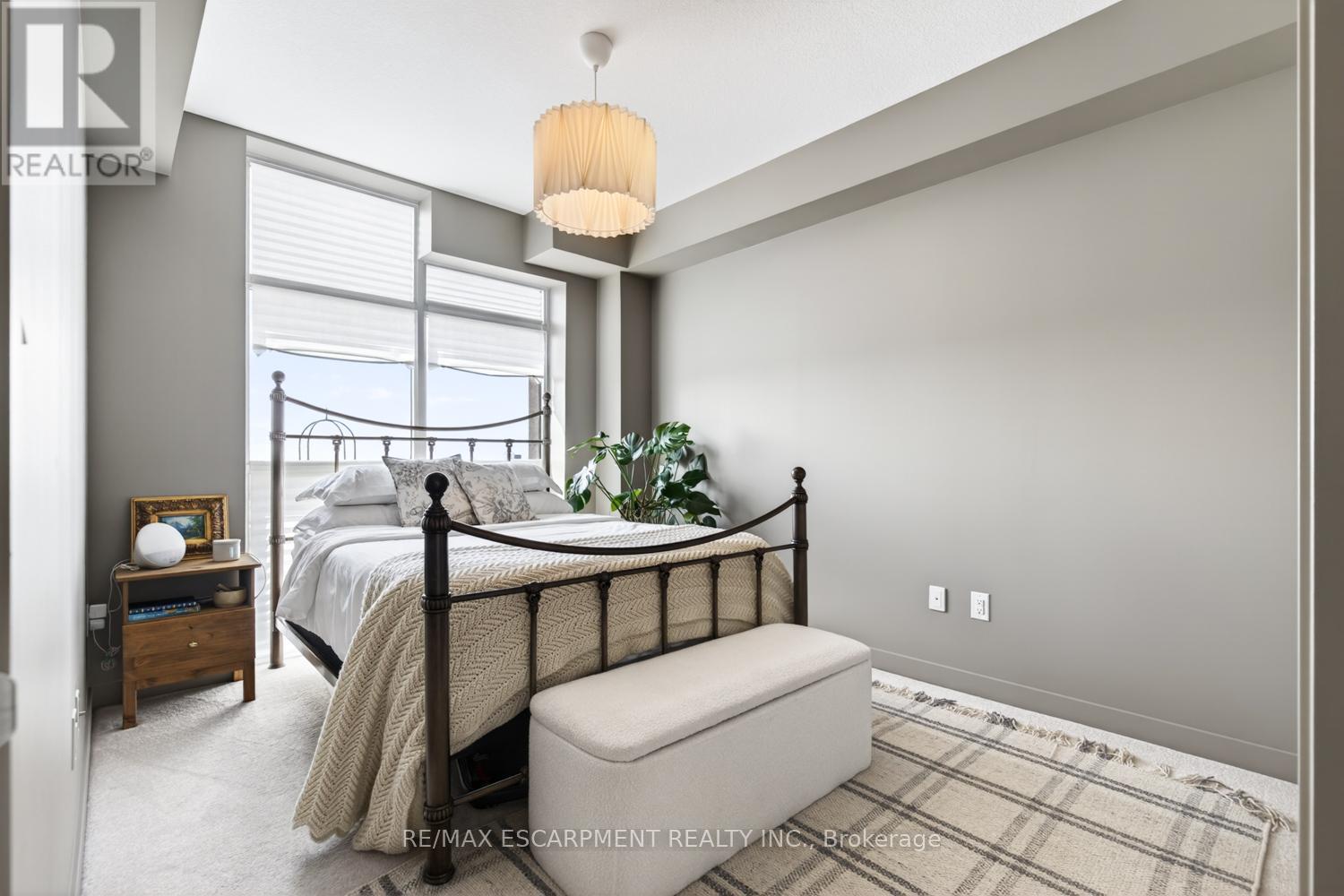 #714 450 DUNDAS STREET E - 28