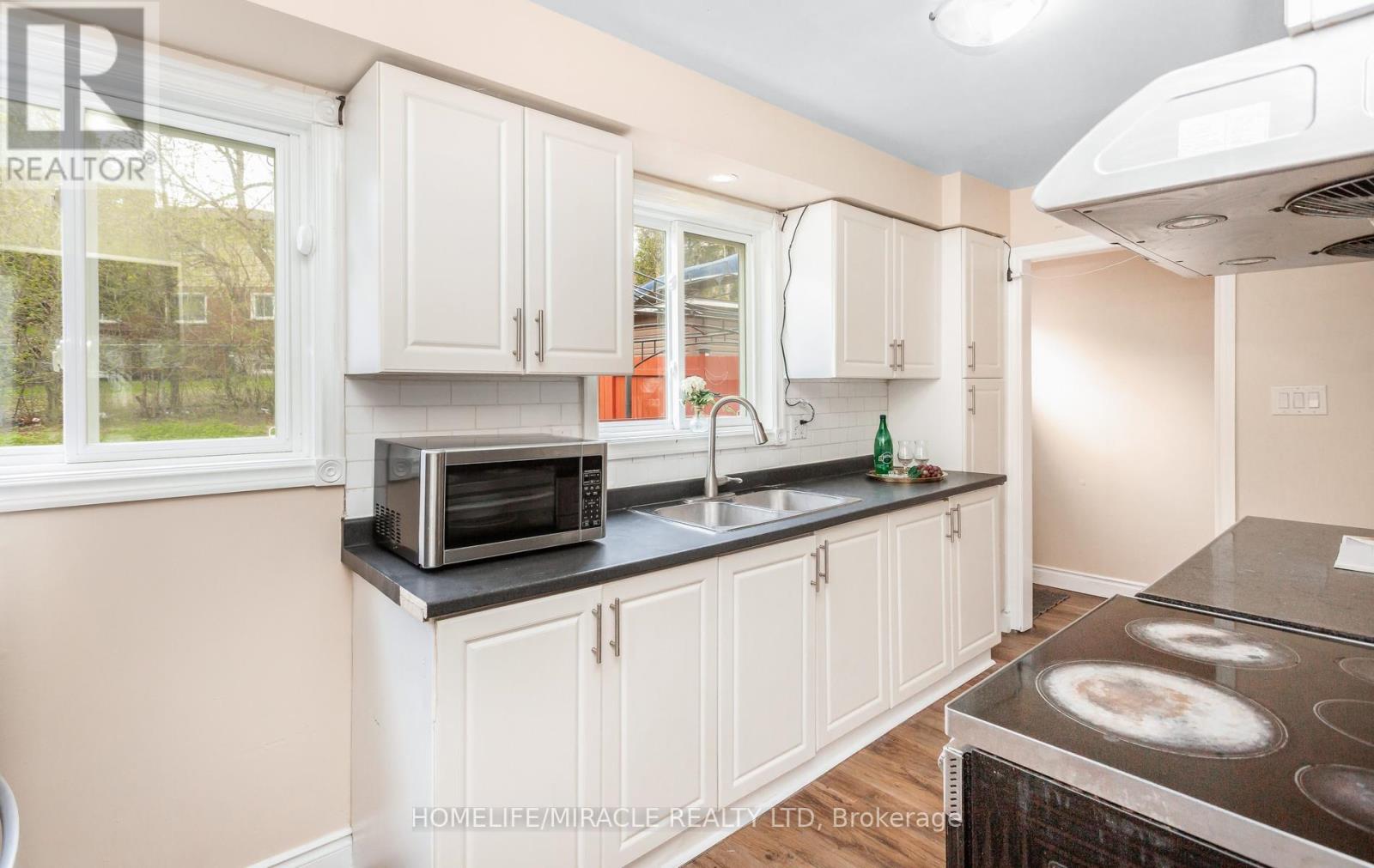 A - 501 GLENELM CRESCENT — photo 18