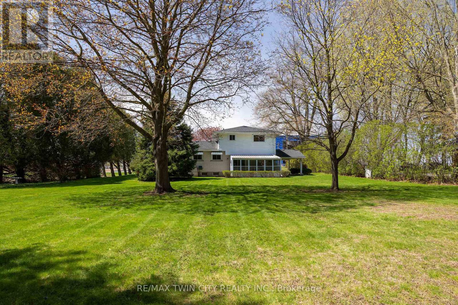 638 OAK PARK ROAD - 14
