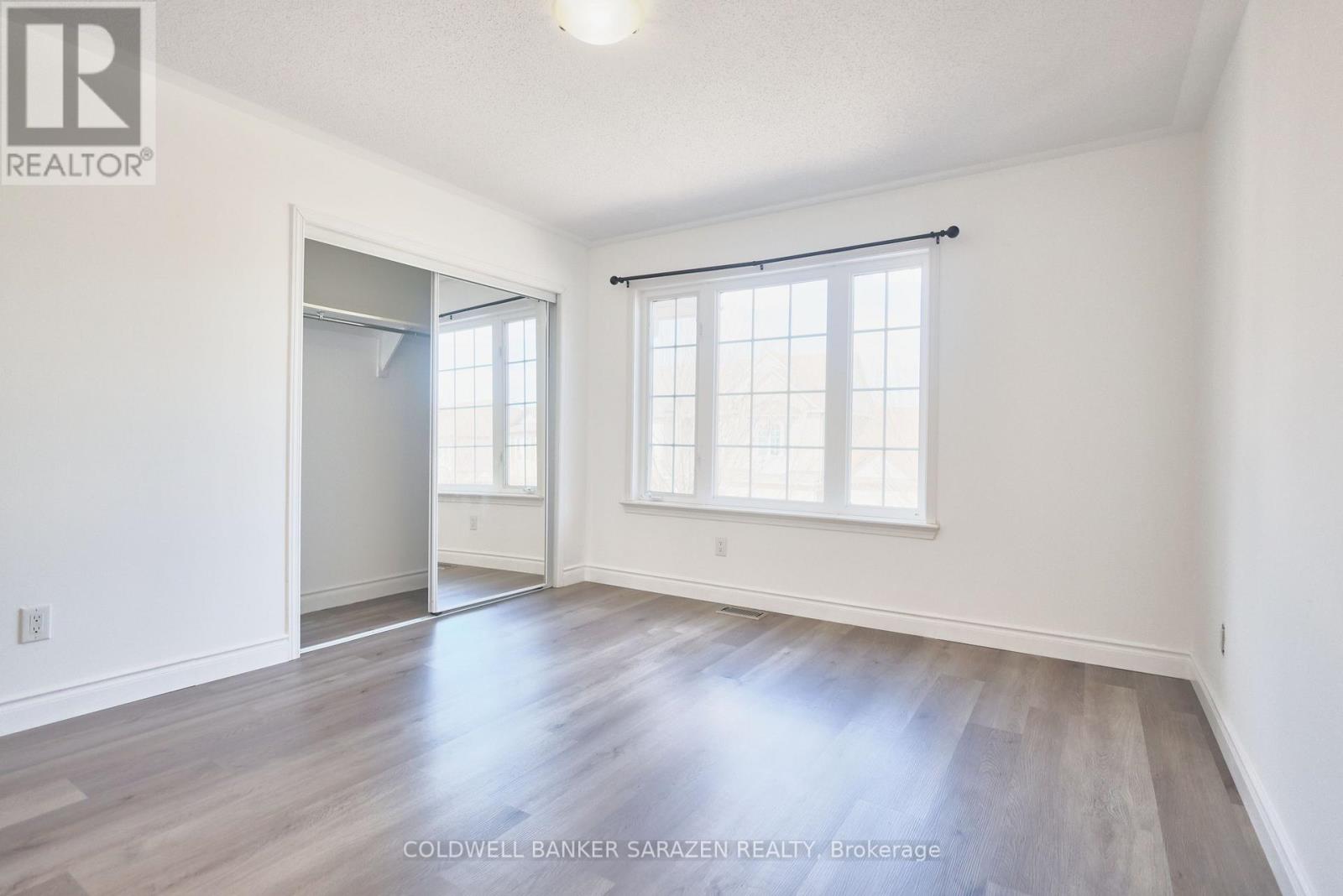 284 HARTHILL WAY - 26