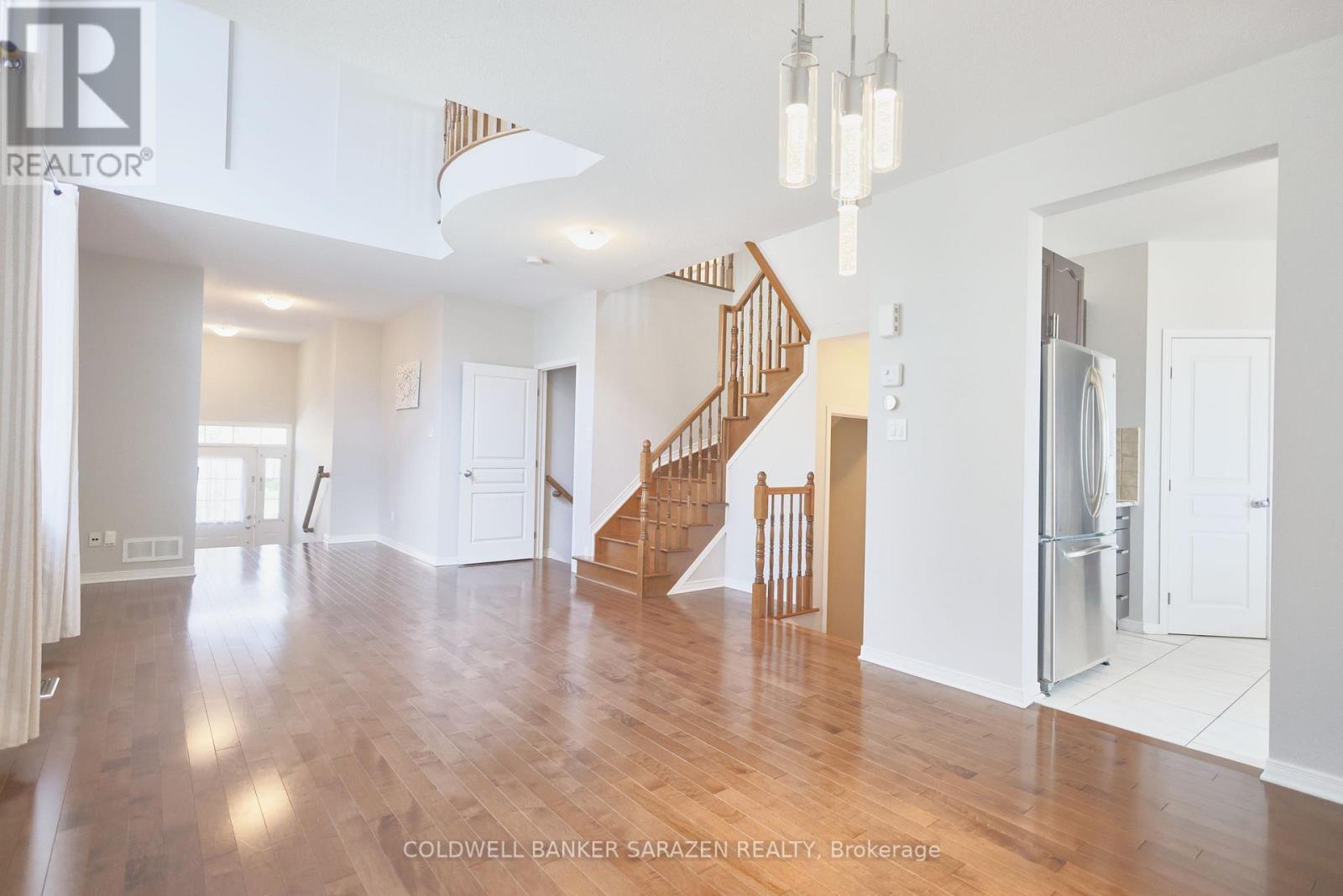 284 HARTHILL WAY - 6