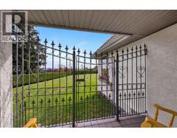 2304 Boulding Rd, Mill Bay, BC V8H1B6 Photo 41