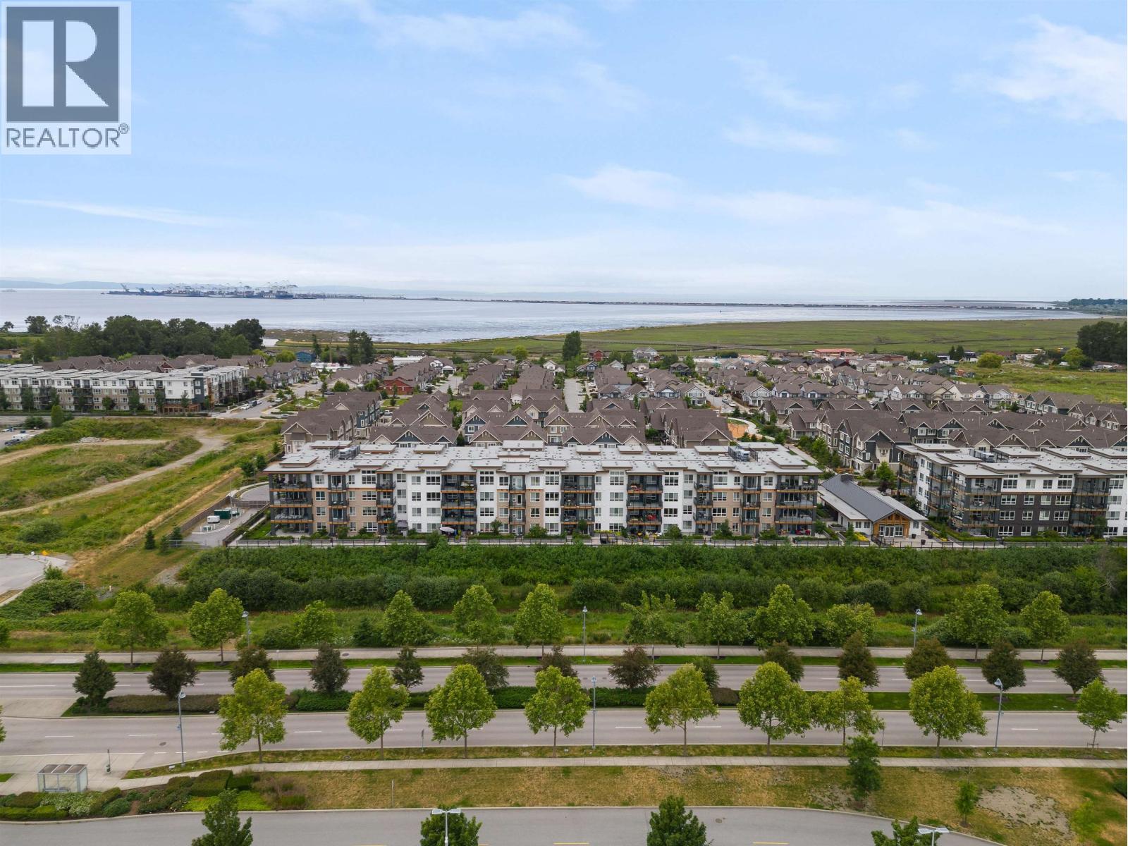 #227-1792 STARLING Drive, Delta