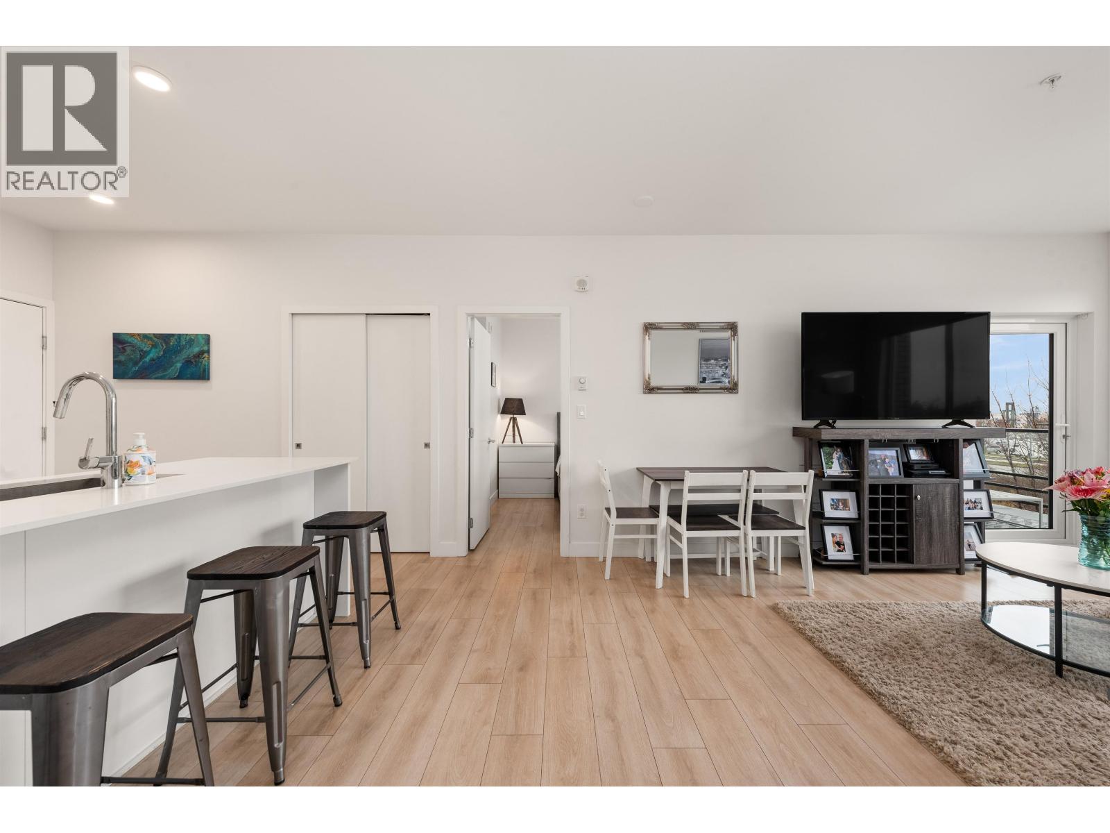 #227-1792 STARLING Drive, Delta