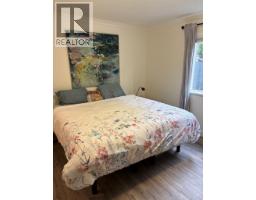 5702 Medusa Street, Sechelt, BC V0N3A0 Photo 10