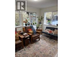 5702 Medusa Street, Sechelt, BC V0N3A0 Photo 6