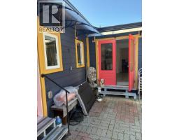 5702 Medusa Street, Sechelt, BC V0N3A0 Photo 32