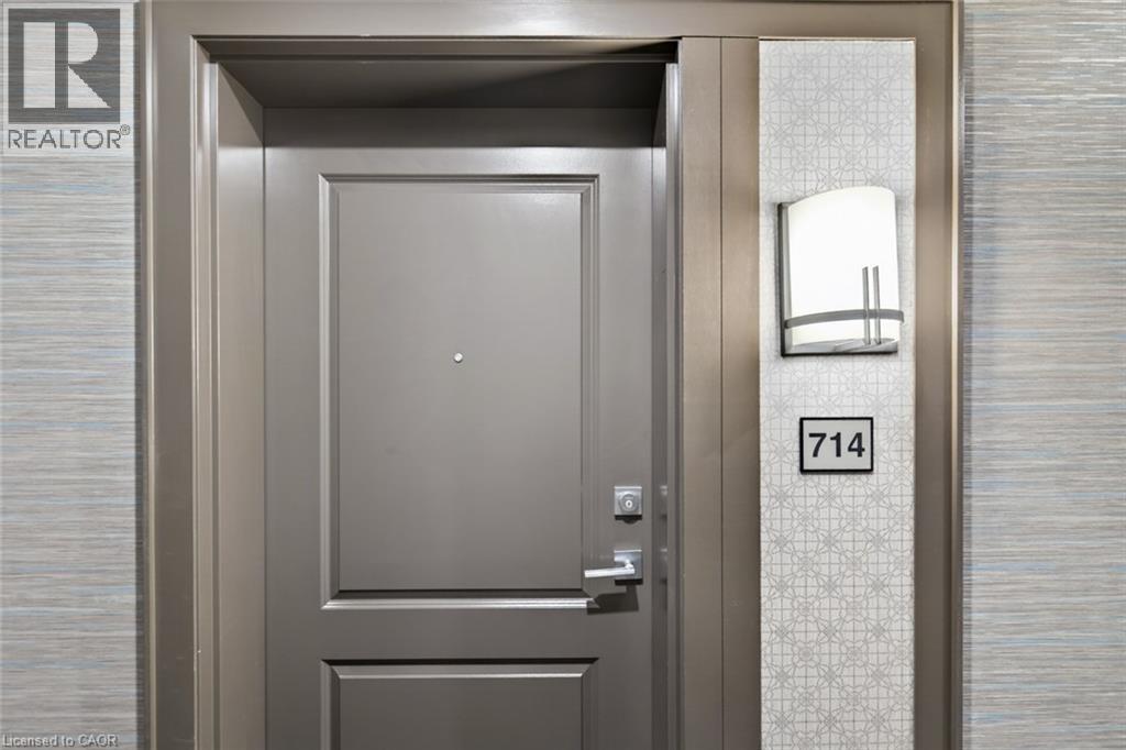 450 DUNDAS Street E Unit# 714, Waterdown, Ontario, L8B1Z2 — Photo 4