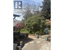 5702 Medusa Street, Sechelt, BC V0N3A0 Photo 38