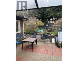 5702 Medusa Street, Sechelt, BC V0N3A0 Photo 24
