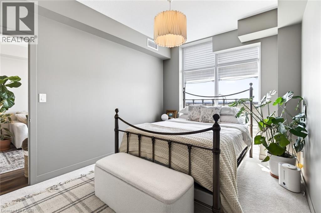 #714 450 DUNDAS Street E - 27