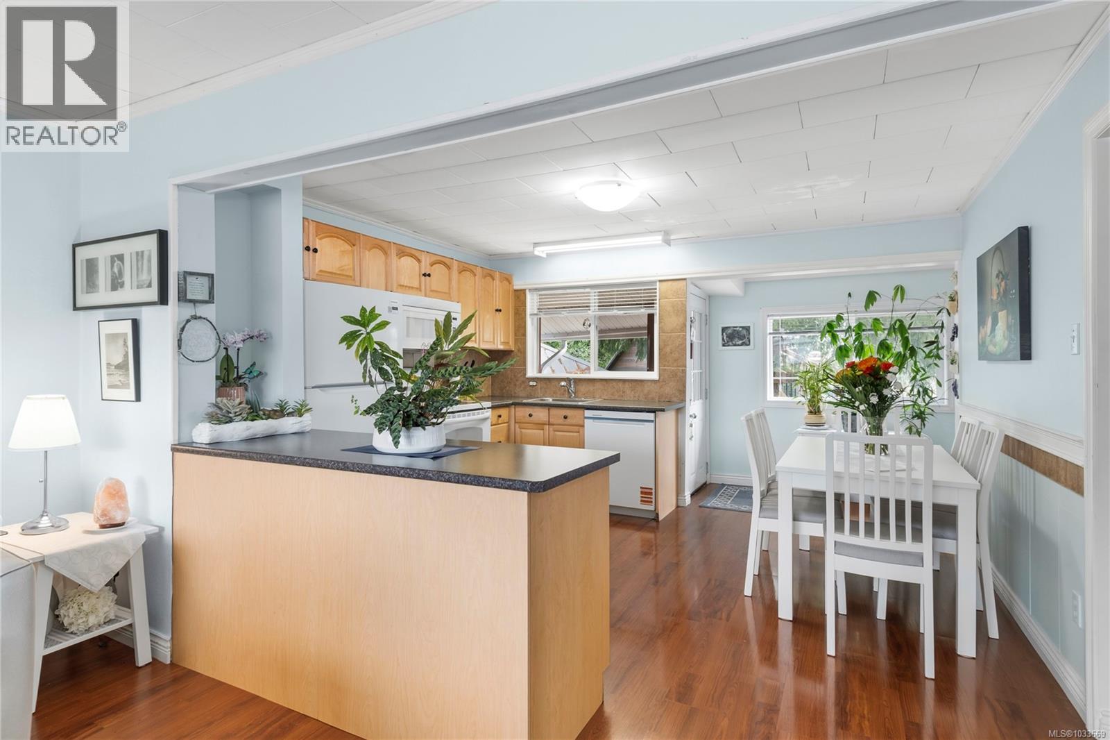 3402 Bevan Rd, Cumberland