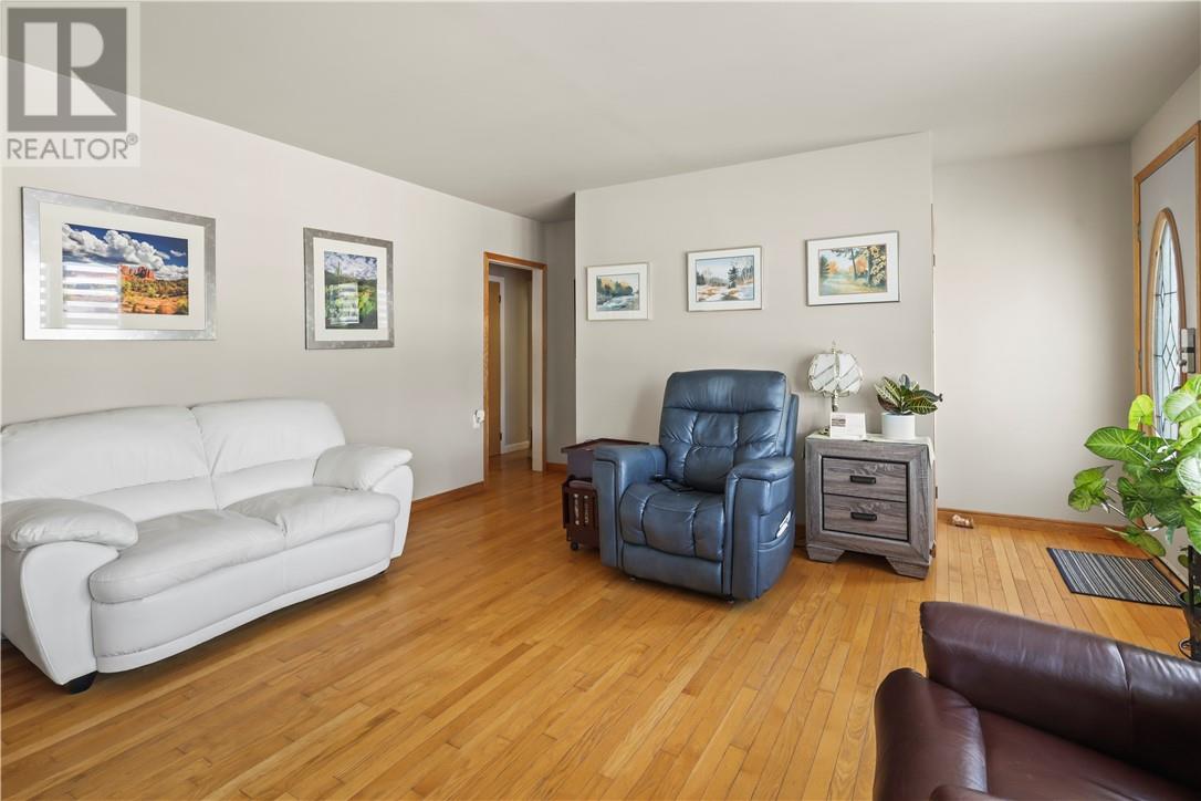 53 WALCOT Street, Little Current, Ontario, P0P1K0 — Photo 10
