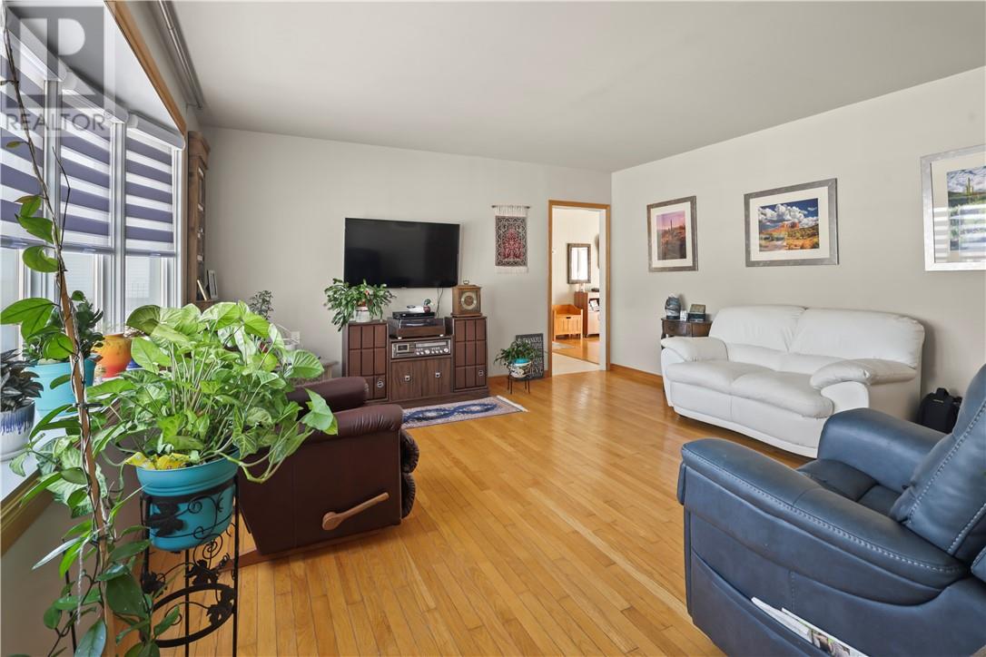 53 WALCOT Street, Little Current, Ontario, P0P1K0 — Photo 11