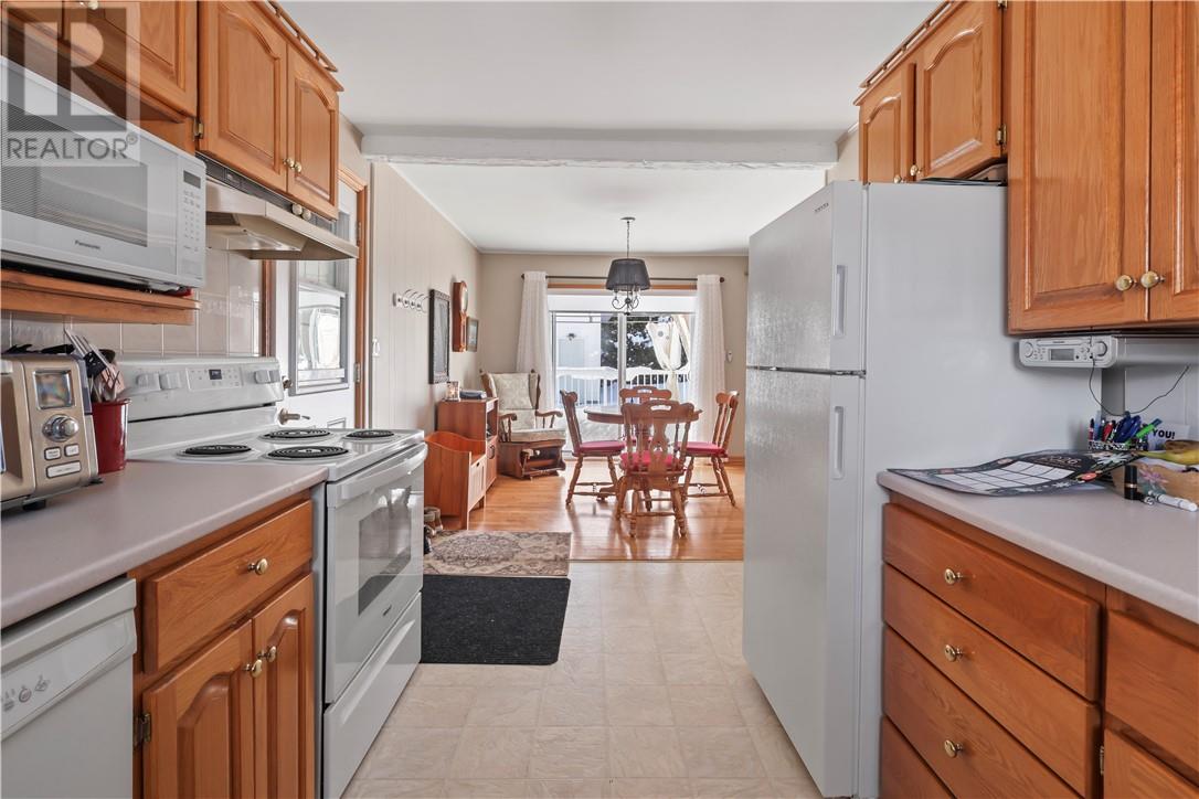 53 WALCOT Street, Little Current, Ontario, P0P1K0 — Photo 16