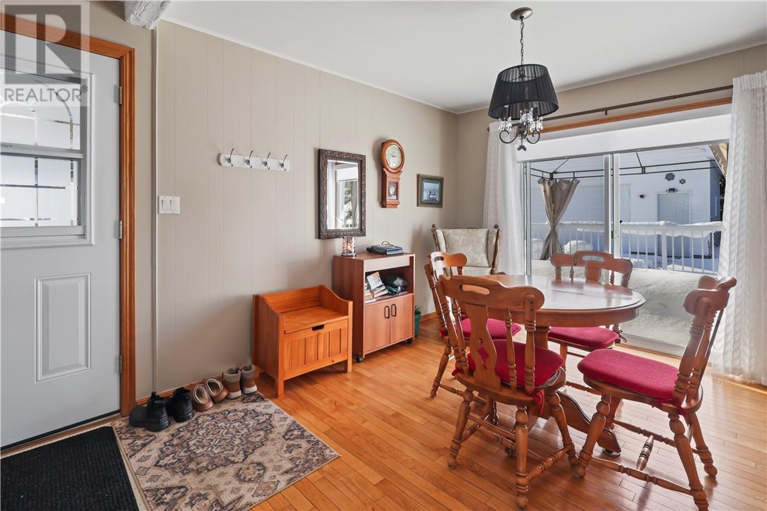 53 WALCOT Street, Little Current, Ontario, P0P1K0 — Photo 17