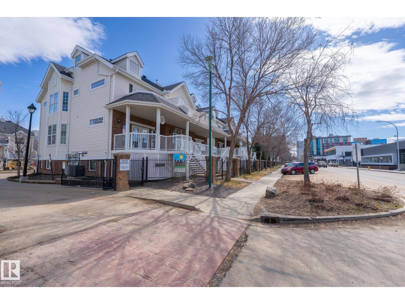 #3 10235 111 ST NW, Edmonton