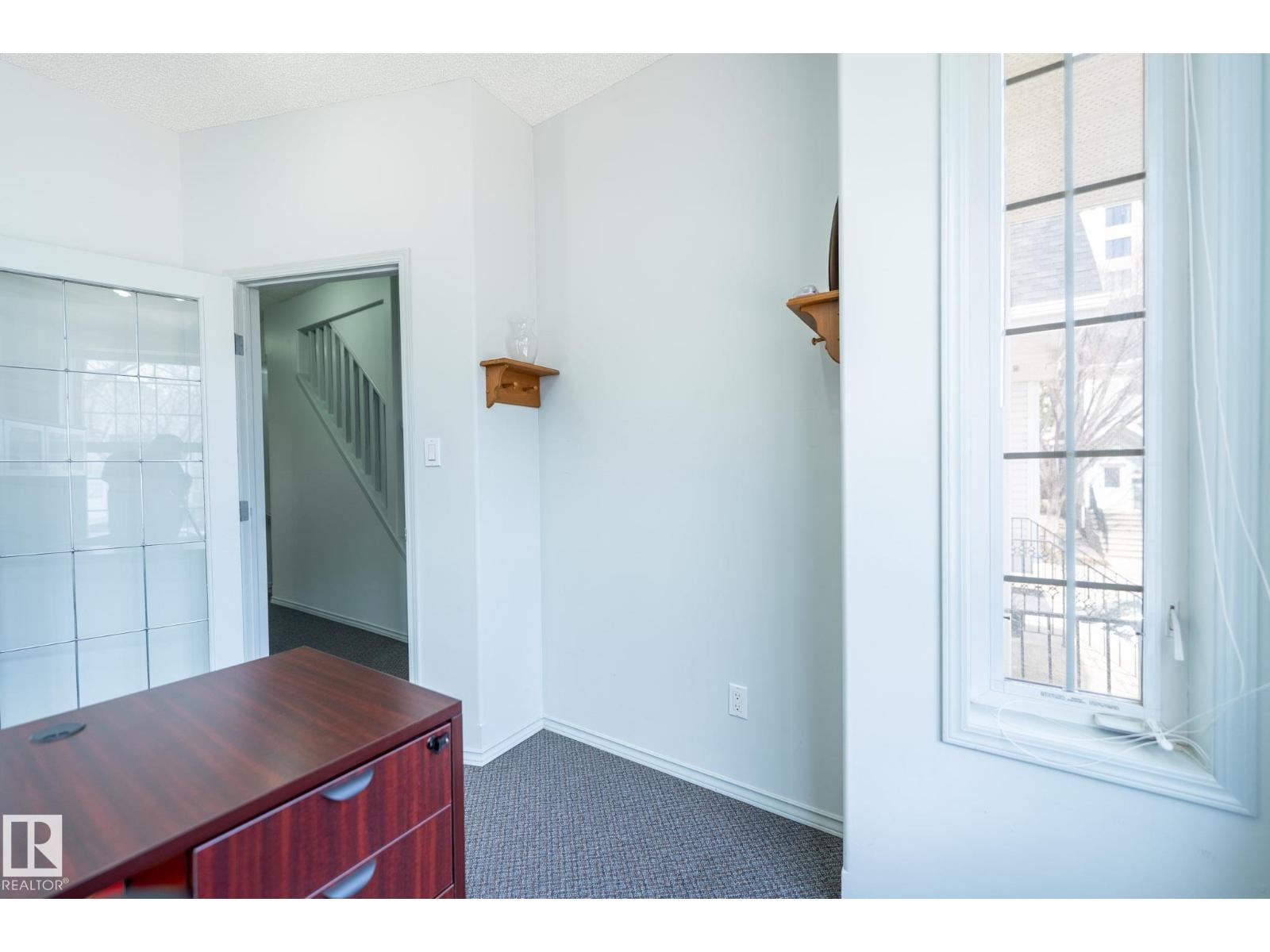 #3 10235 111 ST NW, Edmonton