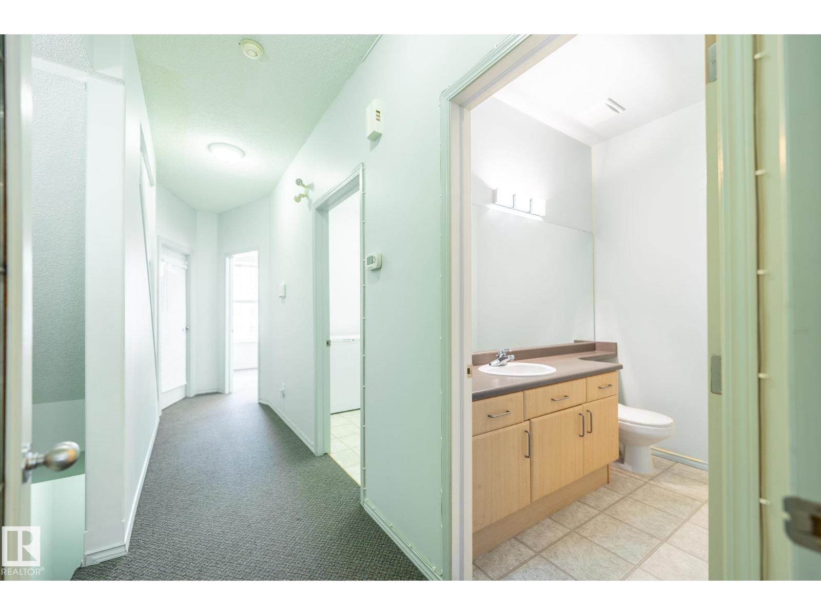 #3 10235 111 ST NW, Edmonton